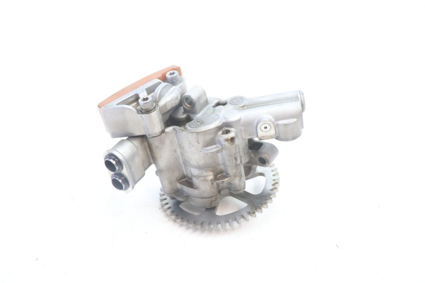 photo de POMPA OLIO BMW C SPORT 650 (2015 - 2021) - Dettaglio del componente