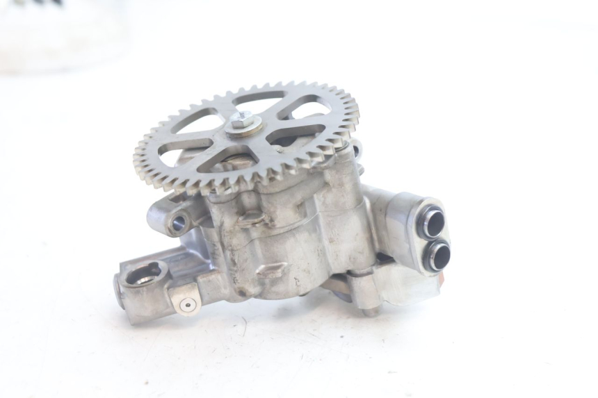 photo de POMPA OLIO BMW C SPORT 650 (2015 - 2021) - Altra angolazione