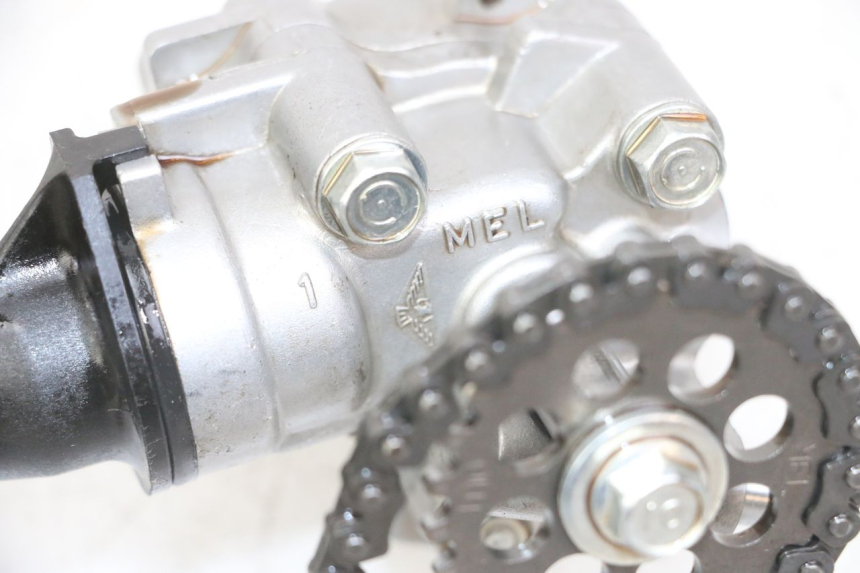 photo de POMPA OLIO HONDA CB R 1000 (2018 - 2023) - Zoom sullo stato d'uso