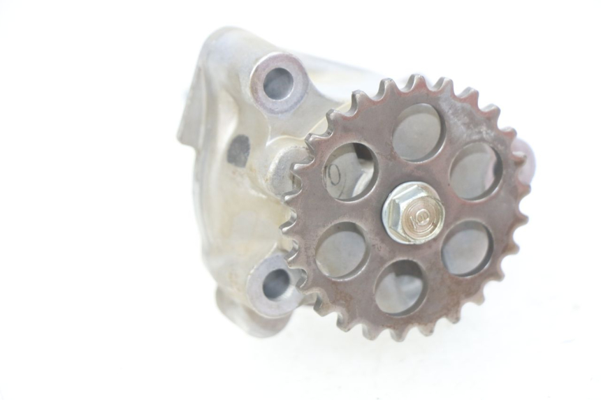 photo de POMPA OLIO HONDA CBR RR FIREBLADE 900 (1992 - 1994) - Altra angolazione