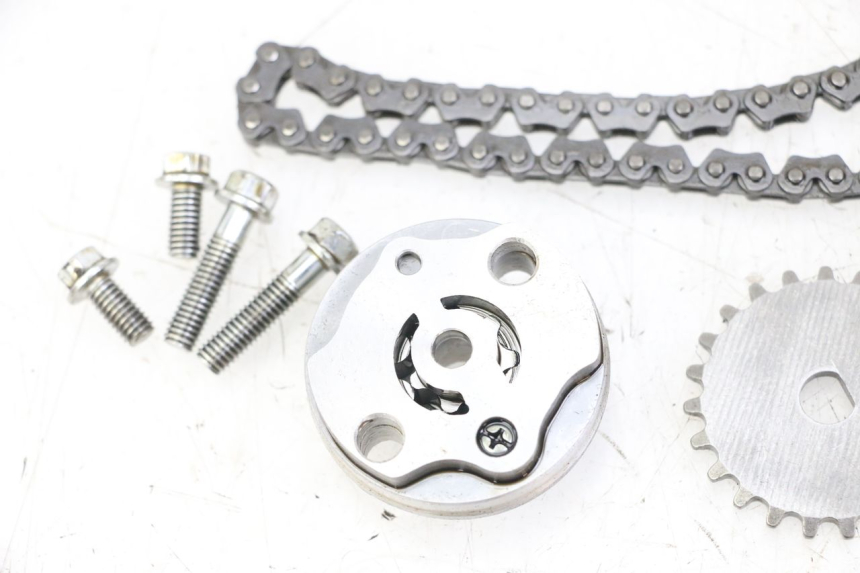 photo de POMPA OLIO DAELIM BESBI 125 (2007 - 2008) - Primo piano tecnico