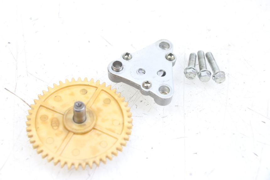 photo de POMPA OLIO JM MOTORS EVOLIS 4T 50 (2018 - 2022) - Altra angolazione