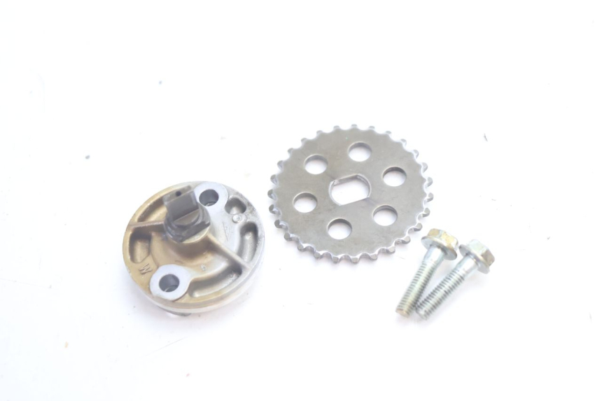photo de POMPA OLIO HONDA FES S-WING SWING ABS 125 (2007 - 2015) - Altra angolazione