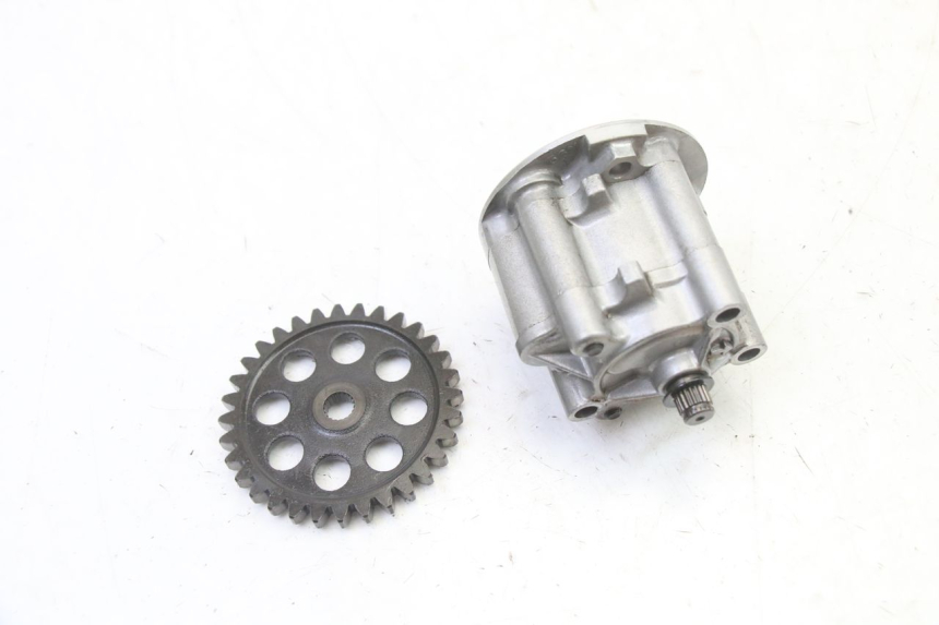 photo de POMPA OLIO YAMAHA FJ 36Y 1100 (1984 - 1985) - Primo piano tecnico