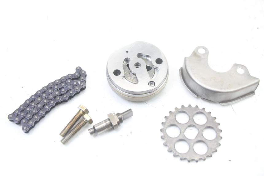 photo de POMPA OLIO KYMCO GRAND DINK 125 (2008 - 2014) - Dettaglio del componente