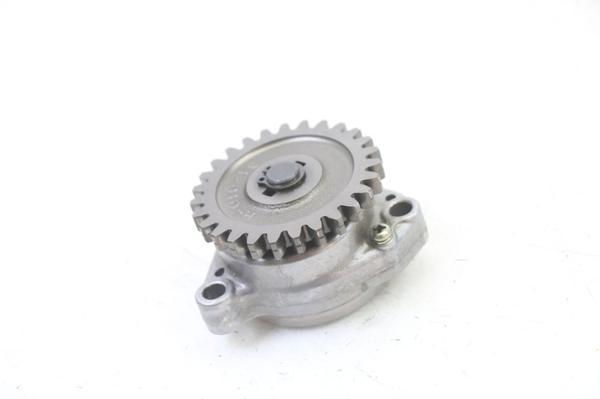 photo de POMPA OLIO SUZUKI GS GSE 500 (2001 - 2003) - Vista principale