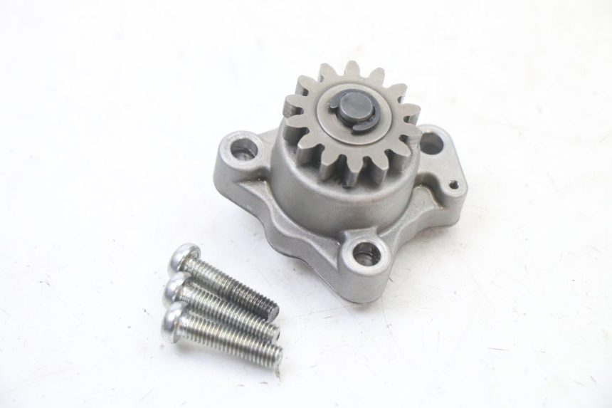 photo de POMPA OLIO HYOSUNG GTR 125 (2006 - 2008) - Altra angolazione