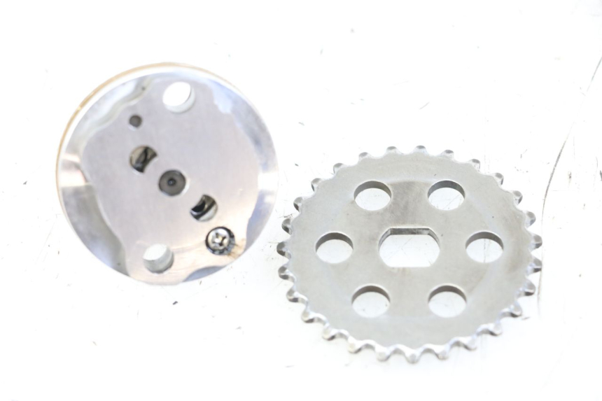 photo de POMPA OLIO HONDA FES S-WING SWING 125 (2007 - 2015) - Zoom sullo stato d'uso