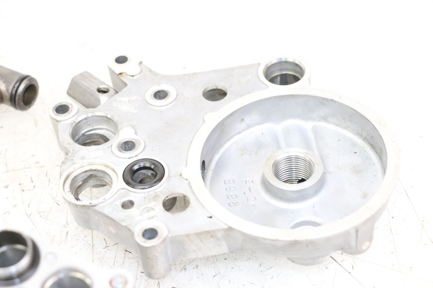 photo de POMPA OLIO KAWASAKI GTR 1000 (1994 - 2004) - Stato della superficie e materiale