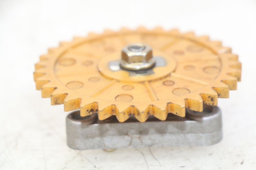 photo de POMPA OLIO PEUGEOT KISBEE 4T 50 (2018 - 2022) - Dettaglio del componente