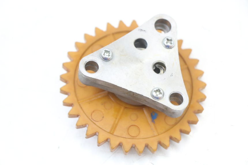 photo de POMPA OLIO PEUGEOT KISBEE 4T 50 (2018 - 2022) - Zoom sullo stato d'uso