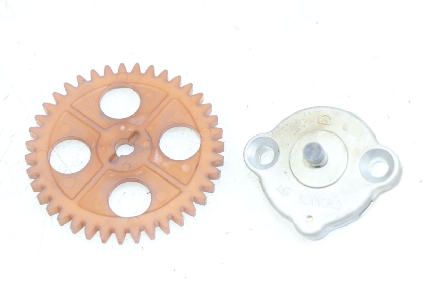 photo de POMPA OLIO SYM MIO 50 (2011 - 2017) - Vista principale