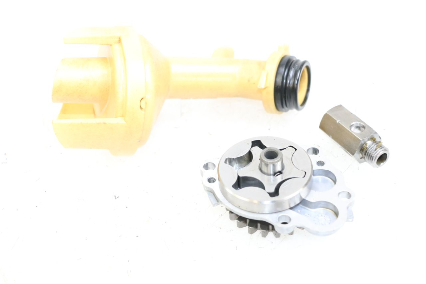 photo de POMPA OLIO KAWASAKI NINJA 400 (2018 - 2023) - Vista principale