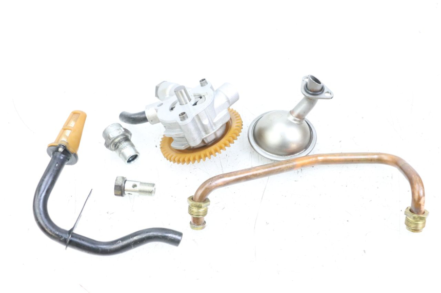 photo de POMPA OLIO MOTO GUZZI NORGE 8V GT 1200 (2011 - 2016) - Zoom sullo stato d'uso