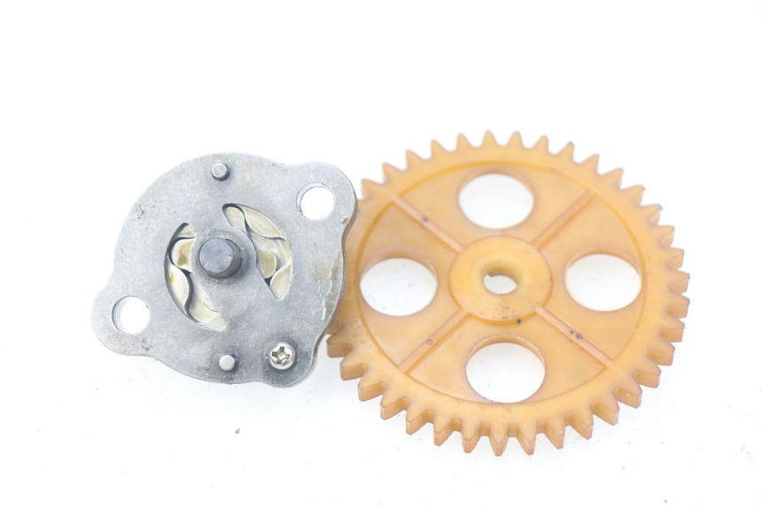 photo de POMPA OLIO SYM ORBIT III 3 4T 50 (2018 - 2021) - Altra angolazione