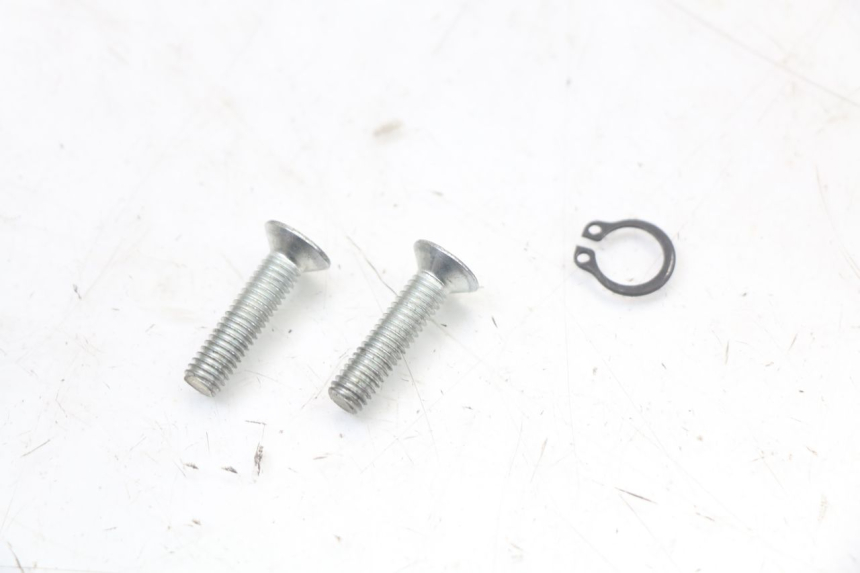 photo de POMPA OLIO PEUGEOT BELVILLE 125 (2017 - 2021) - Vista d'insieme del prodotto