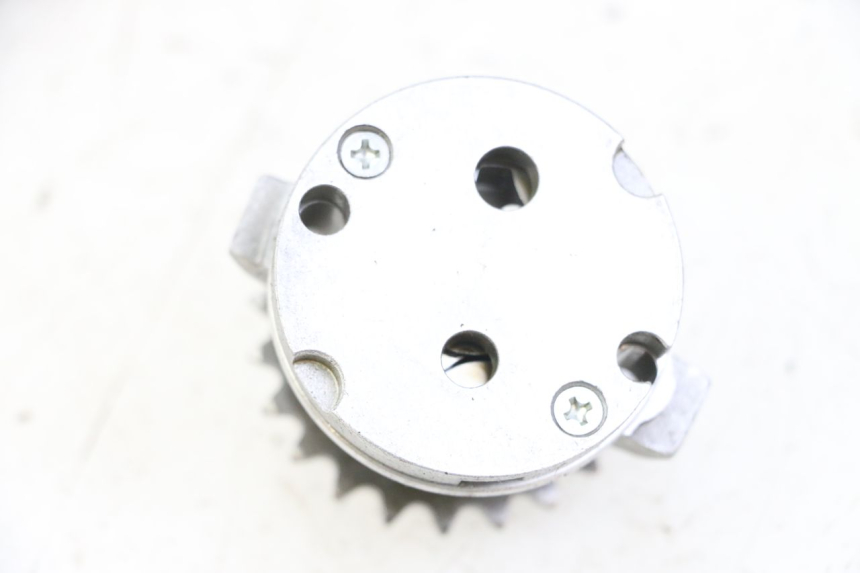 photo de POMPA OLIO PIAGGIO MP3 125 (2006 - 2014) - Dettaglio del componente