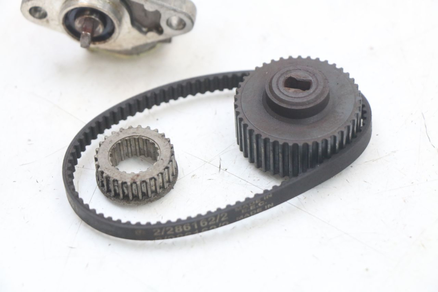 photo de POMPA OLIO GILERA RUNNER LC 50 (1997 - 1998) - Altra angolazione