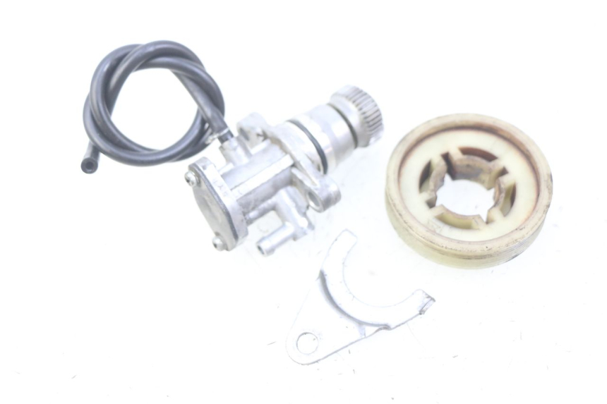 photo de POMPA OLIO YAMAHA SLIDER NAKED 50 (2004 - 2018) - Zoom sullo stato d'uso