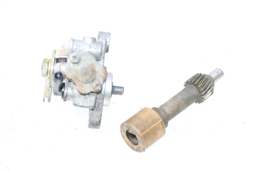 photo de POMPA OLIO PEUGEOT SPEEDFIGHT LC 50 (1996 - 2002) - Vista principale