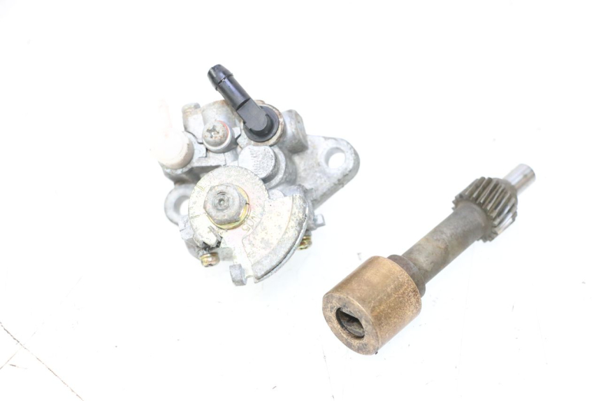 photo de POMPA OLIO PEUGEOT SPEEDFIGHT LC 50 (1996 - 2002) - Vista d'insieme del prodotto