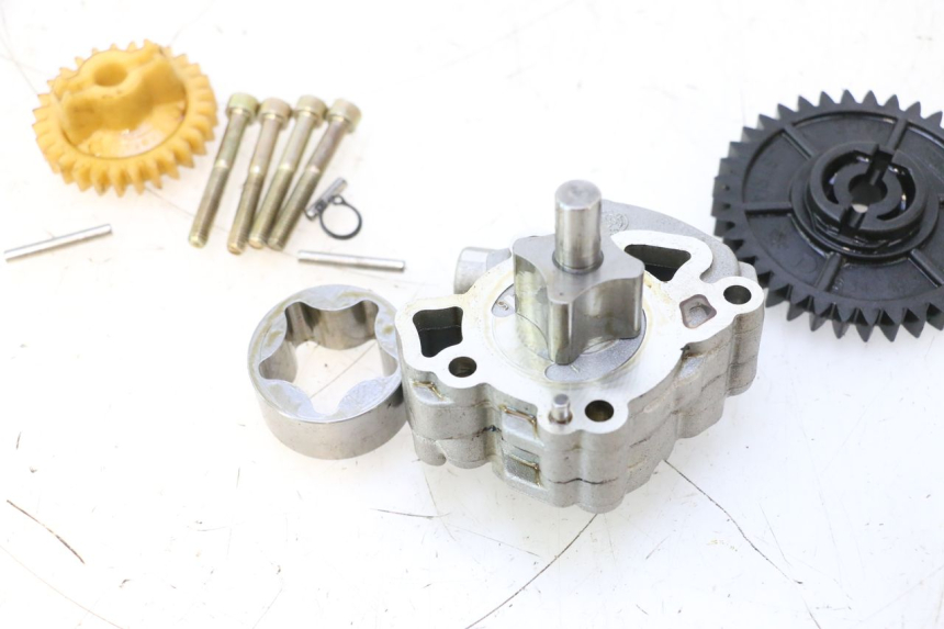 photo de POMPA OLIO CAN-AM SPYDER RS 1000 (2008 - 2012) - Dettaglio del componente