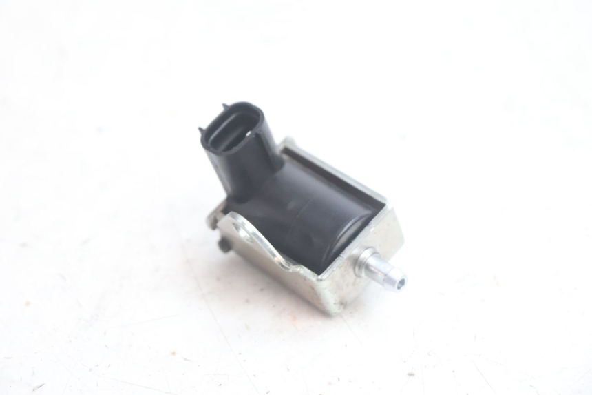 photo de POMPA OLIO PEUGEOT STREETZONE NAKED 2T 50 (2014 - 2018) - Zoom sullo stato d'uso