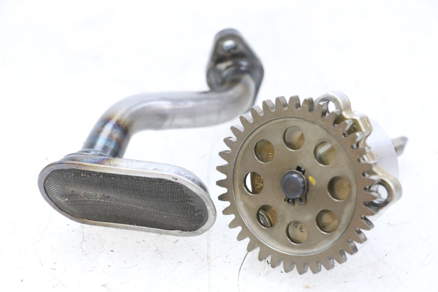 photo de POMPA OLIO SUZUKI GSR 750 (2011 - 2017) - Vista principale