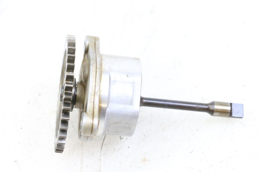 photo de POMPA OLIO SUZUKI GSR 750 (2011 - 2017) - Altra angolazione