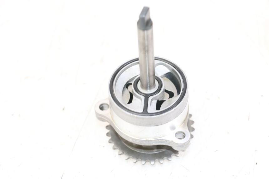 photo de POMPA OLIO SUZUKI GSX F GSXF 650 (2007 - 2015) - Vista d'insieme del prodotto