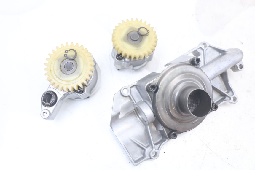 photo de POMPA OLIO YAMAHA TDM ABS 900 (2002 - 2014) - Dettaglio del componente