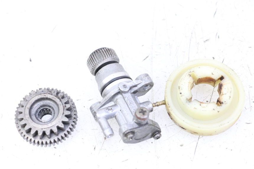 photo de POMPA OLIO TNT MOTOR ROMA 10' 2T 50 (2011 - 2018) - Vista principale