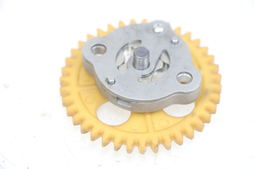 photo de POMPA OLIO PEUGEOT TWEET 4T 50 (2014 - 2019) - Dettaglio del componente