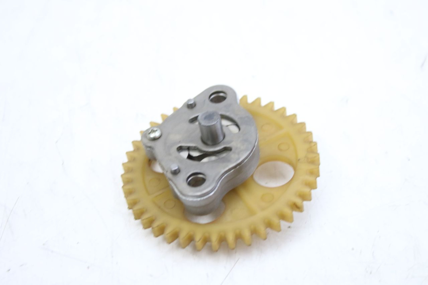 photo de POMPA OLIO PEUGEOT TWEET 125 (2010 - 2017) - Dettaglio del componente