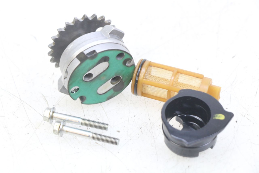 photo de POMPA OLIO PIAGGIO VESPA GTS IGET ABS 125 (2017 - 2023) - Zoom sullo stato d'uso