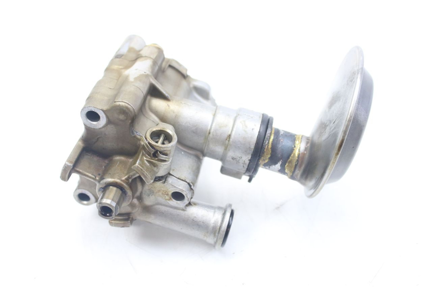 photo de POMPA OLIO HONDA VFR FI RC46 800 (1998 - 2001) - Primo piano tecnico