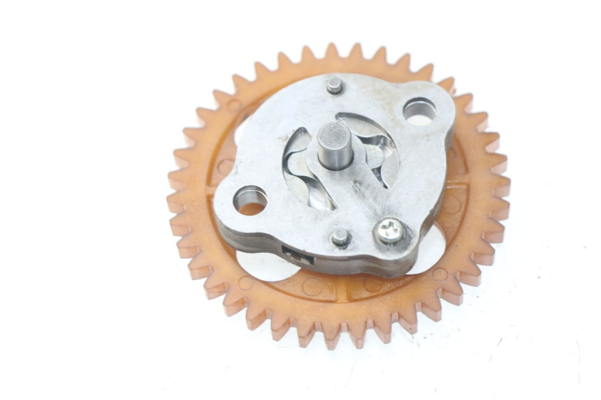 photo de POMPA OLIO PEUGEOT VIVACITY NEW 4T 50 (2008 - 2017) - Dettaglio del componente