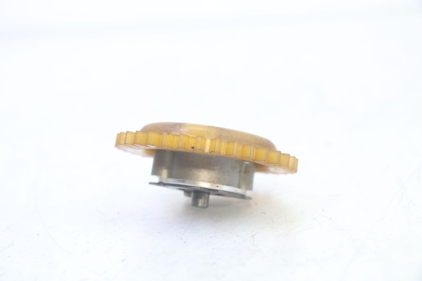 photo de POMPA OLIO YAMAHA X-MAX XMAX 125 (2010 - 2013) - Dettaglio del componente