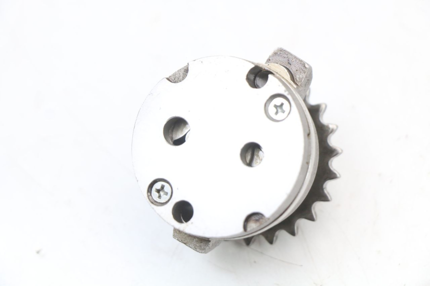 photo de POMPA OLIO PIAGGIO X9 125 (2000 - 2003) - Primo piano tecnico