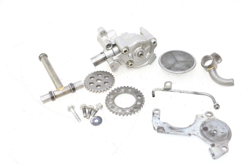 photo de POMPA OLIO HONDA XRV AFRICA TWIN 750 (1990 - 1992) - Altra angolazione