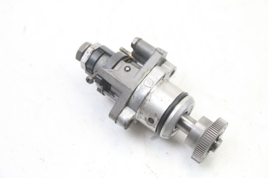 photo de POMPA OLIO YAMAHA PW 80 (1983 - 2014) - Primo piano tecnico