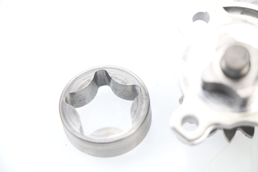 photo de POMPA OLIO YAMAHA YZ-F YZF 250 (2007 - 2013) - Zoom sullo stato d'uso