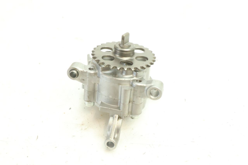 photo de POMPA OLIO YAMAHA YZF R6 600 (2008 - 2009) - Primo piano tecnico