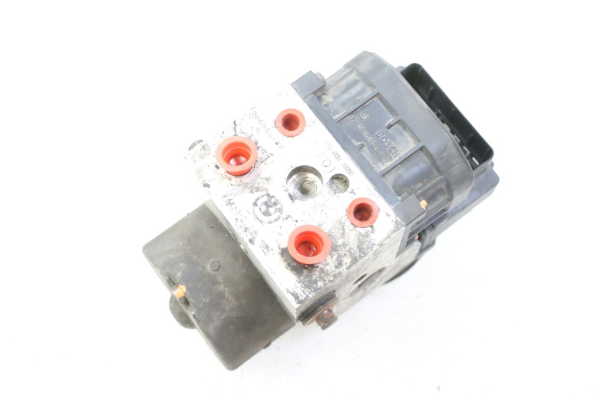 photo de POMPA ABS BMW C1 125 (2000 - 2003) - Dettagli dei punti di fissaggio