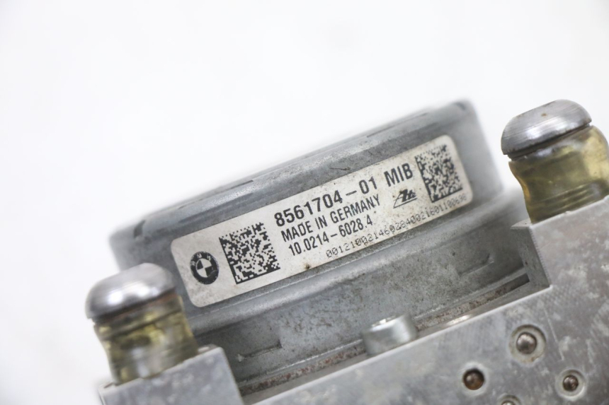 photo de POMPA ABS BMW S RR ABS S1000RR 1000 (2015 - 2018) - Zoom sullo stato d'uso