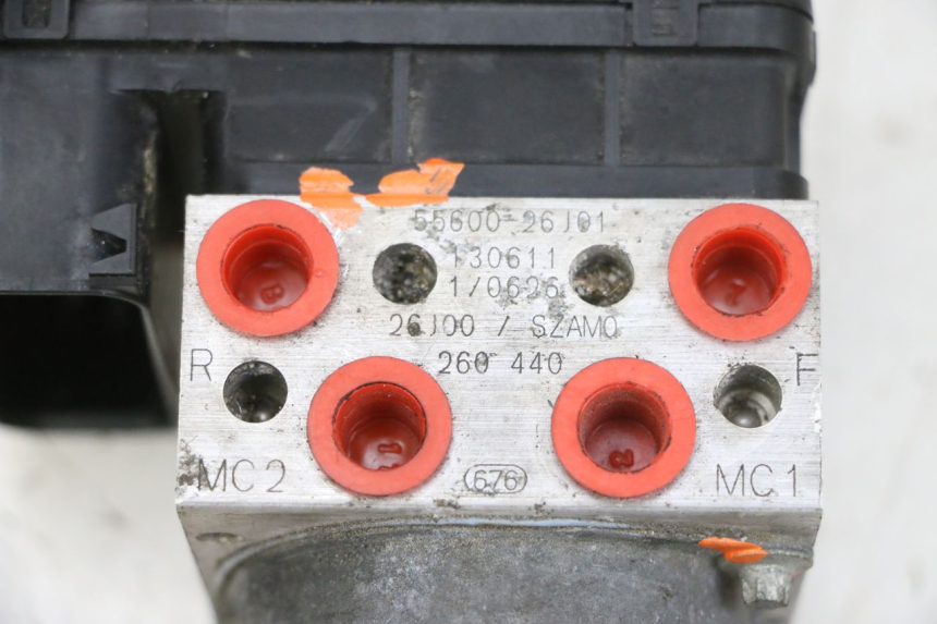 photo de POMPA ABS SUZUKI BURGMAN 650 (2013 - 2020) - Zoom sullo stato d'uso