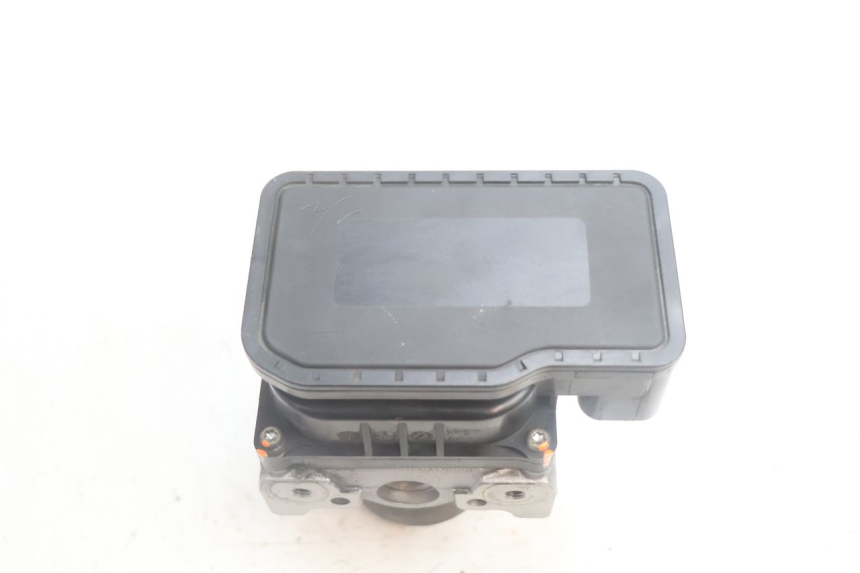 photo de POMPA ABS SUZUKI BURGMAN EXECUTIVE ABS 650 (2006 - 2012) - Altra vista dell'articolo