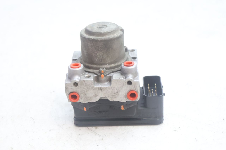 photo de POMPA ABS SUZUKI BURGMAN EXECUTIVE ABS 650 (2006 - 2012) - Altra angolazione