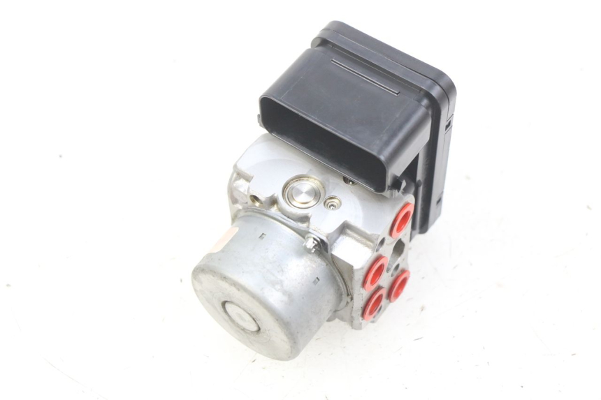 photo de POMPA ABS HONDA CB R 1000 (2018 - 2023) - Stato della superficie e materiale