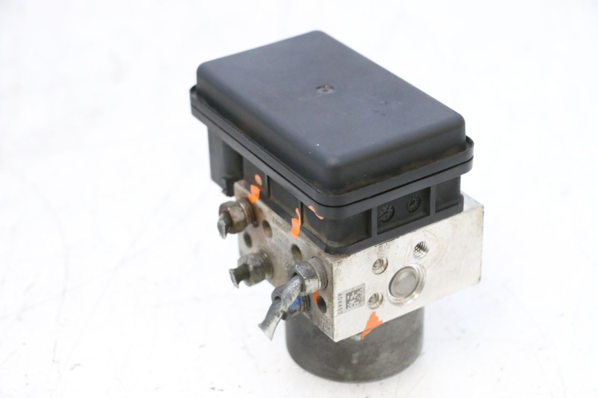 photo de POMPA ABS KAWASAKI ER-6 ER6 F ABS 650 (2012 - 2016) - Altra vista dell'articolo